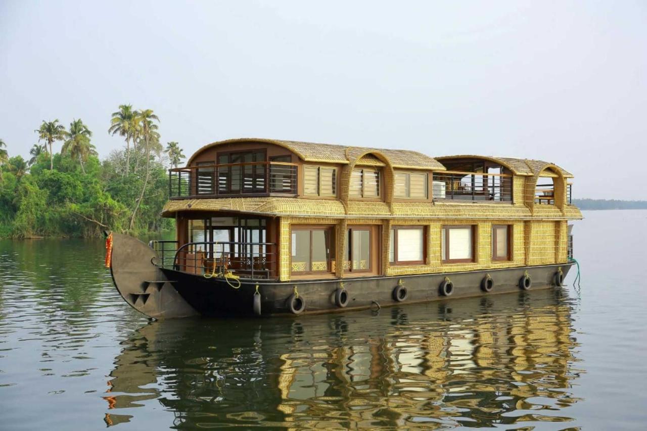 Hotel Cosy Premium Houseboats Alappuzha Exterior foto