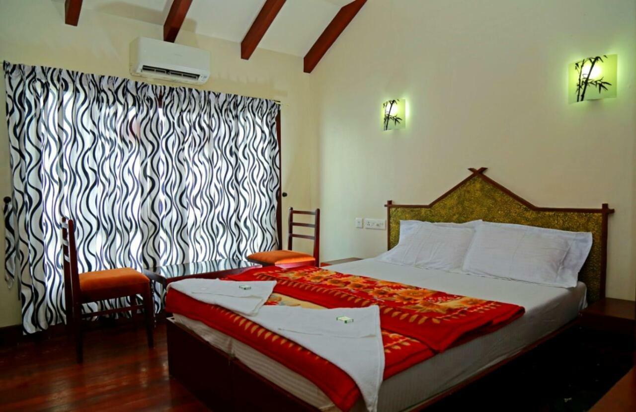 Hotel Cosy Premium Houseboats Alappuzha Exterior foto