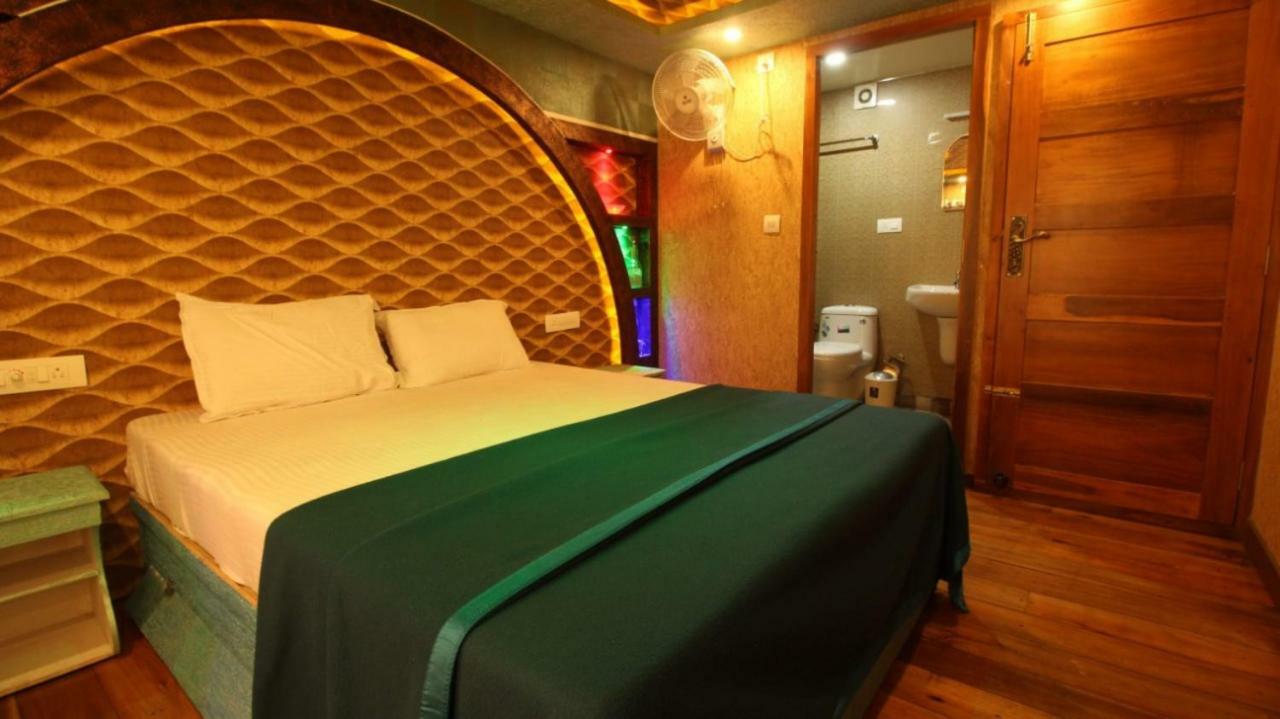 Hotel Cosy Premium Houseboats Alappuzha Exterior foto